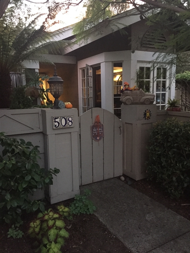 Property Photo: 508 Leucadia Village Ct. CA 92024