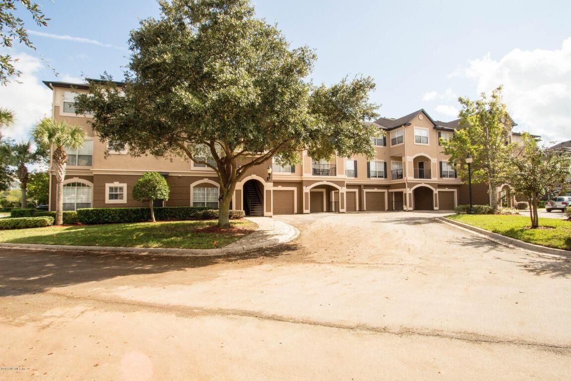 Property Photo:  10961 Burnt Mill Road 1118  FL  