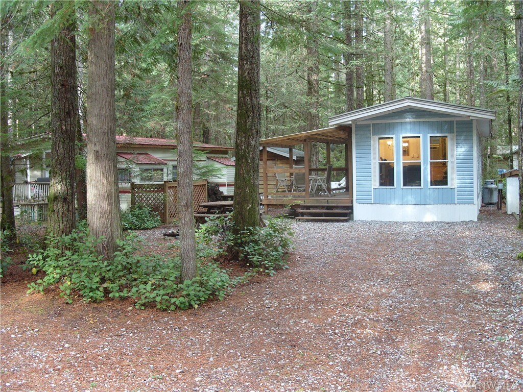 Property Photo: 302 Schinn Canyon Cir WA 98266