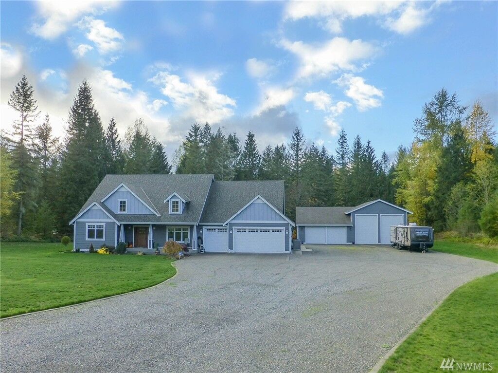 Property Photo:  33708 27th Ave E  WA 98580 