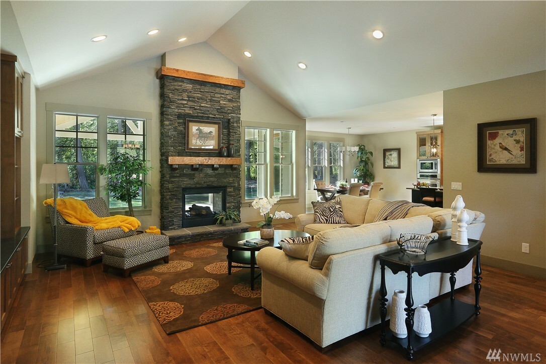 Property Photo: 13228 206th St SE WA 98296