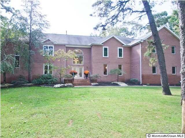 Property Photo:  11 Lawrence Spring Road  NJ 08510 