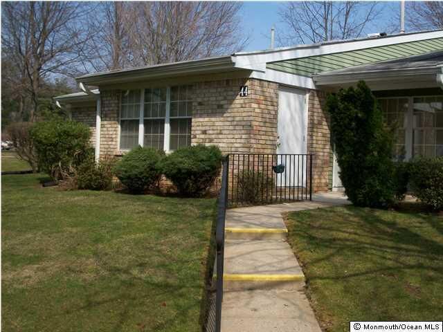 Property Photo:  44 Honeysuckle Lane  NJ 07701 