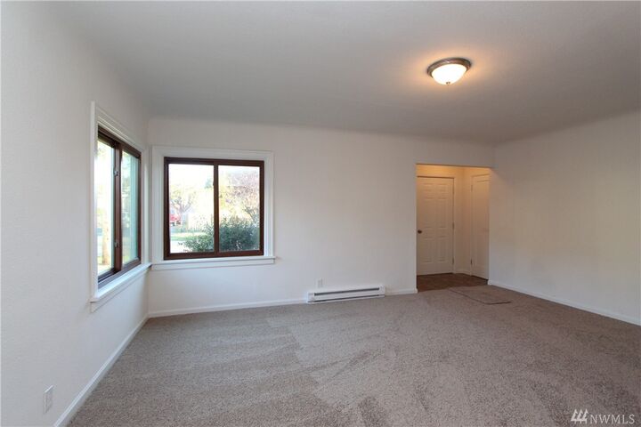 Property Photo: 80 SW 7th St WA 98532