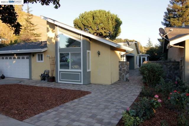 Property Photo:  39 Montalban Dr  CA 94536 