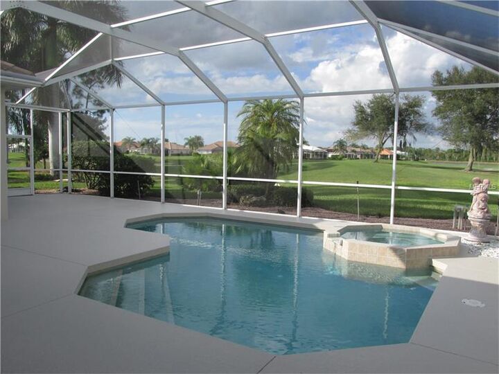 Property Photo:  1037 Grouse Way  FL 34285 