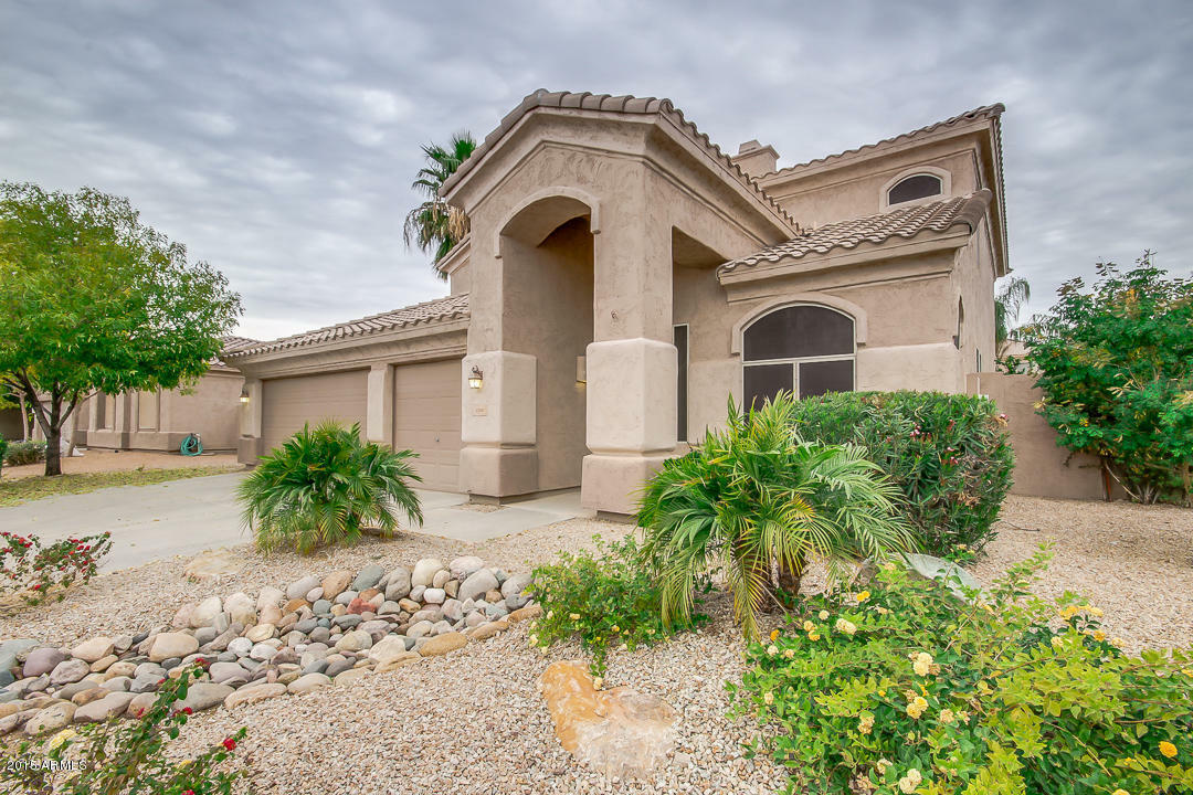 Property Photo:  2350 E Stephens Place  AZ 85225 