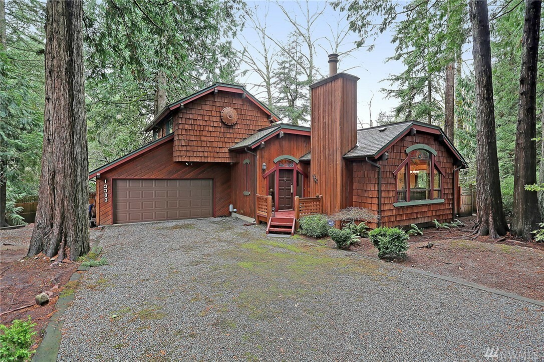 Property Photo:  13303 70th Place NE  WA 98034 