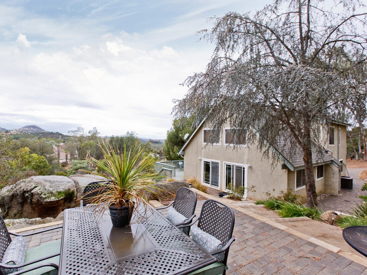 Property Photo:  30615 Gaetano Altieri Drive  CA 92082 