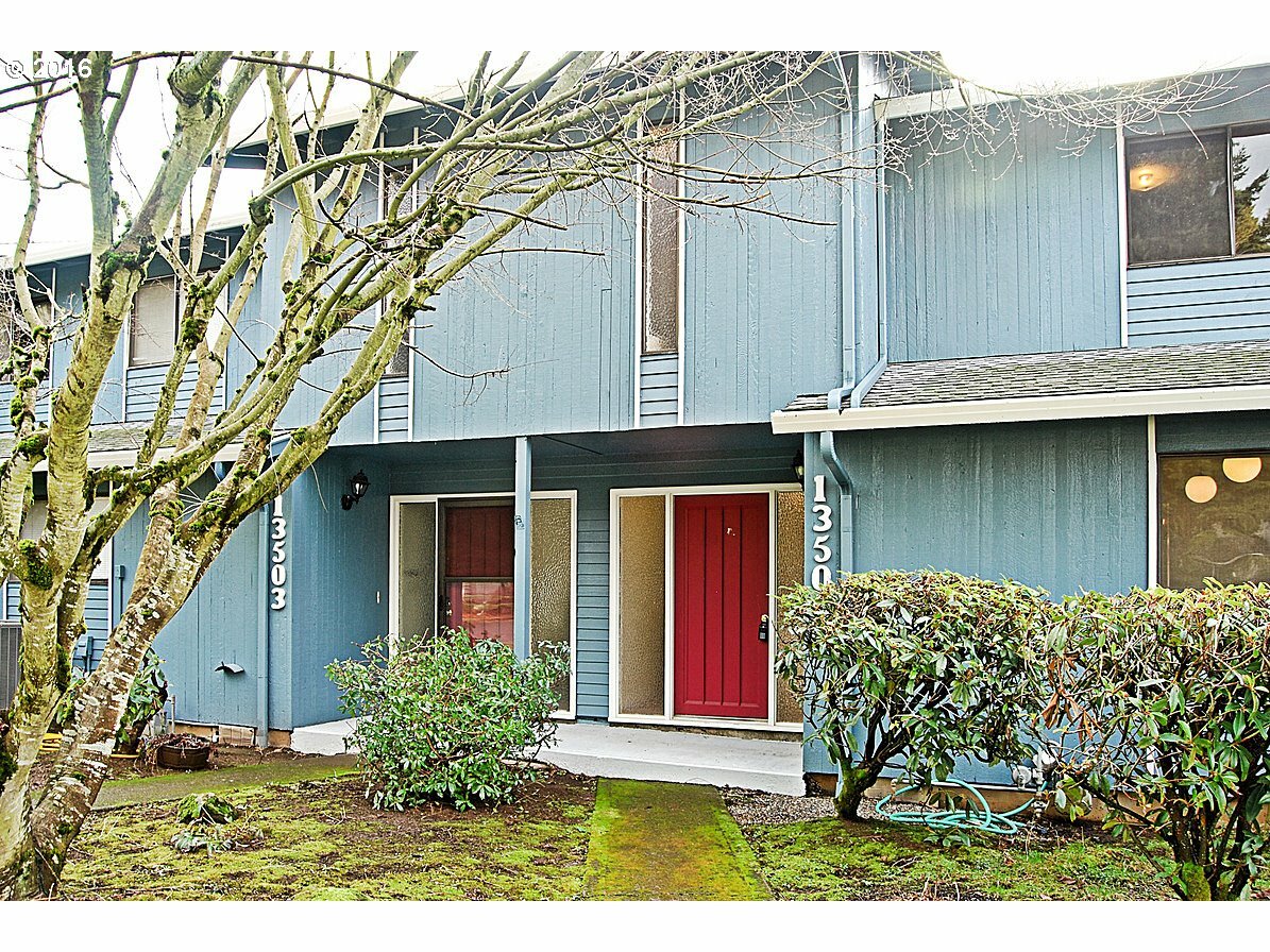 Property Photo:  13501 NE 19th St  WA 98684 