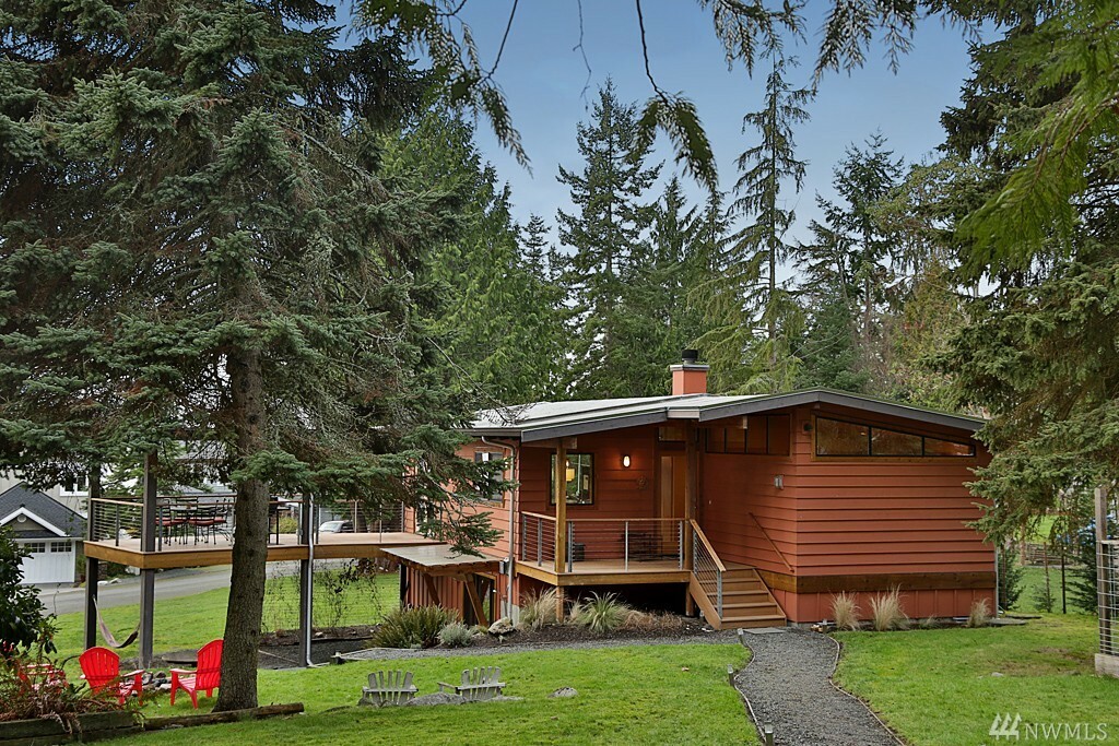 Property Photo:  4119 Beach Dr  WA 98249 