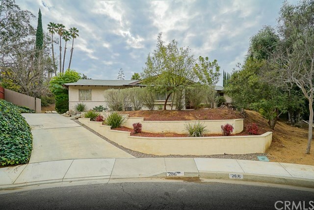 Property Photo:  286 Frost Court  CA 92507 