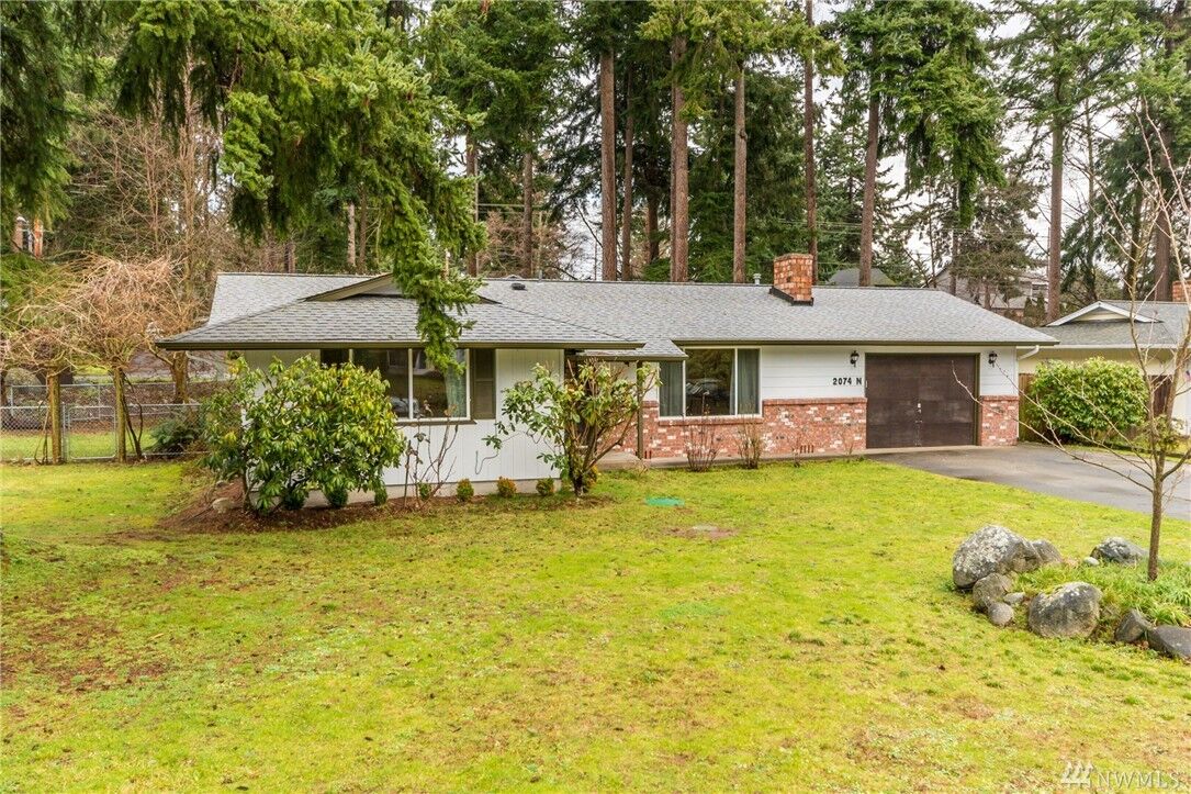 Property Photo:  2074 Crosswoods Cir  WA 98277 