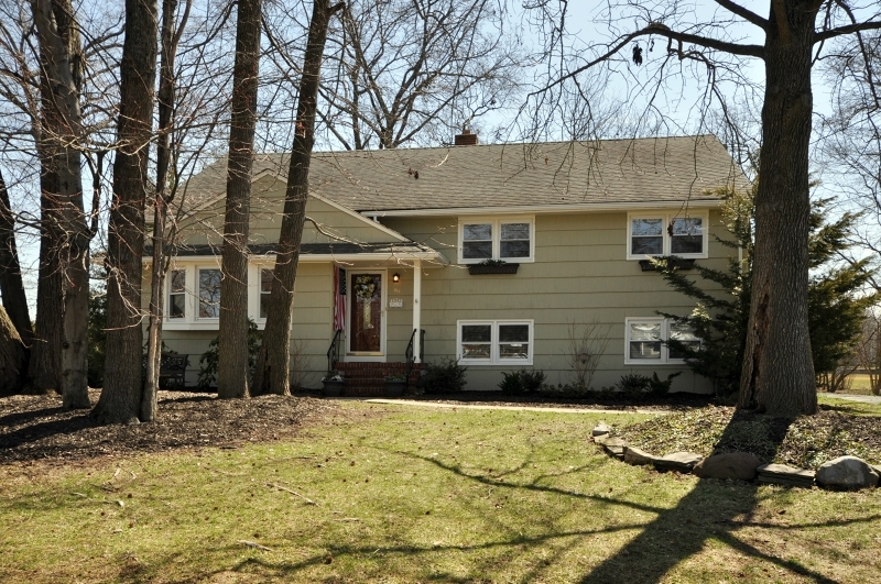 Property Photo:  46 Westbrook Road  NJ 07090 