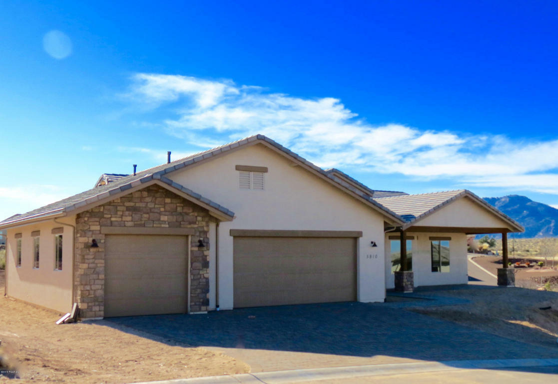 Property Photo:  5810 Cayenne Lane  AZ 86305 