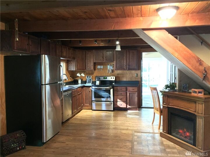 Property Photo:  13816 Easy Street Kpn  WA 98329 