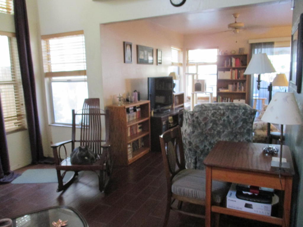 Property Photo: 2340 E Gelding Drive AZ 85022
