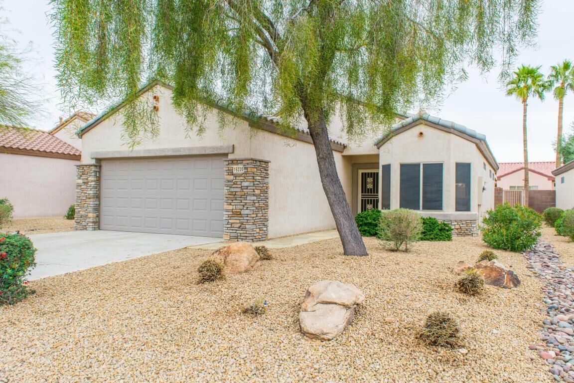 Property Photo: 16220 W Montoya Drive AZ 85374