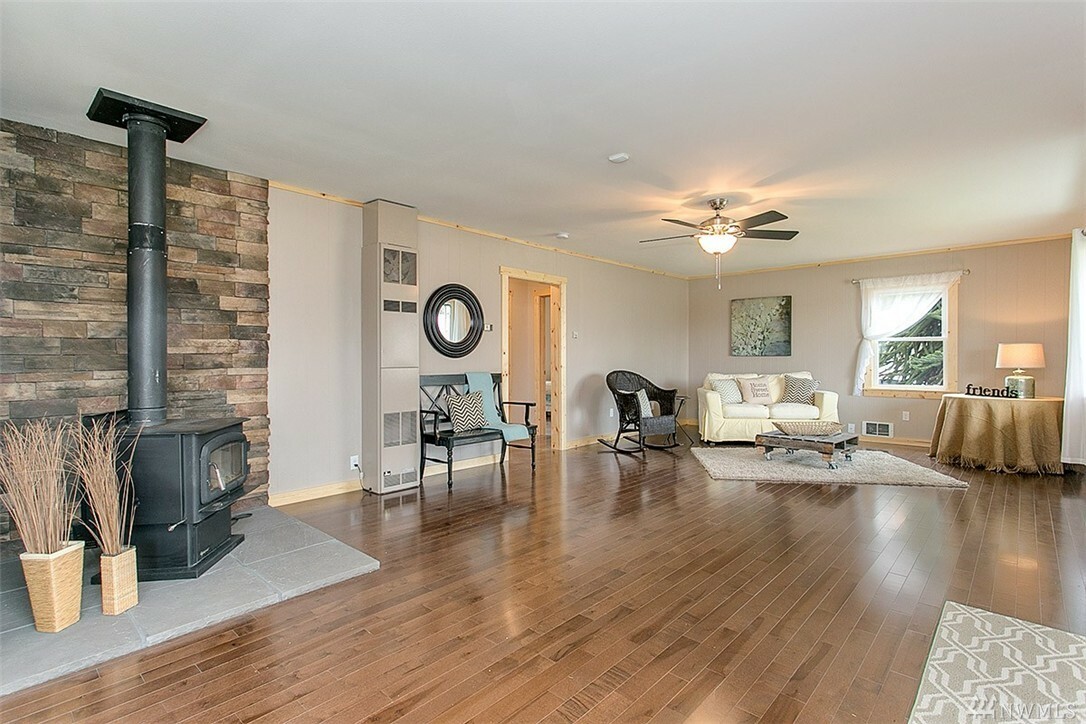 Property Photo:  2130 Fairfax Ave  WA 98203 