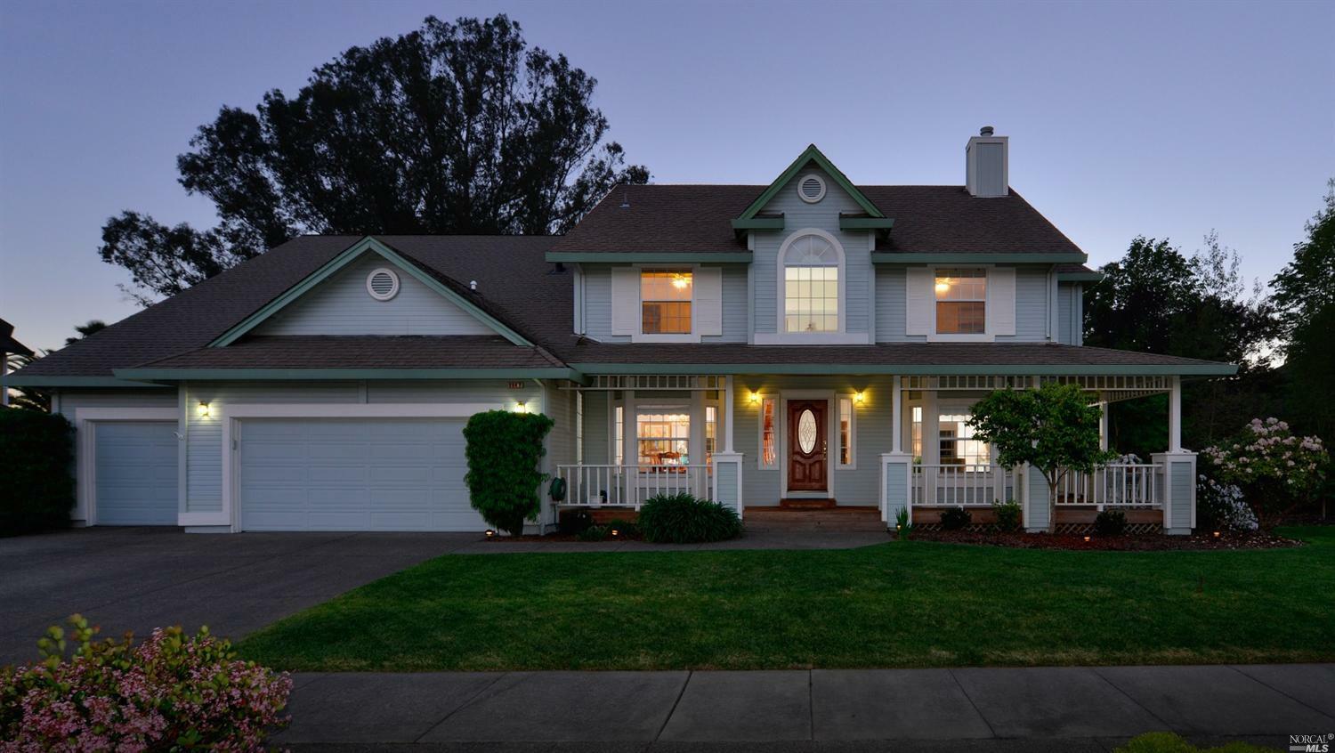 Property Photo:  1447 Country Manor Drive  CA 95401 