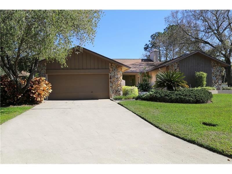 Property Photo:  13903 Lake Bluff Court  FL 33624 