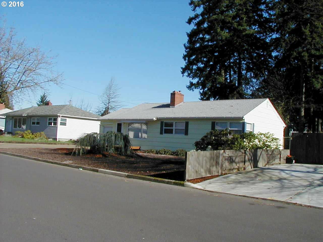 Property Photo:  513 SE 103rd Ave  WA 98664 