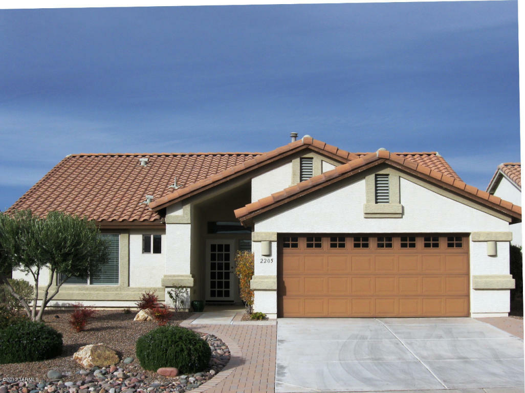 Property Photo:  2205 E Bluejay Vista Lane  AZ 85614 