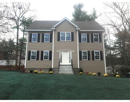 Property Photo: 56 Ossamequin Rd MA 01821
