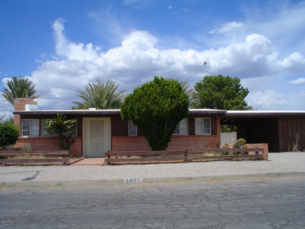 Property Photo:  1002 N Rosemont Boulevard  AZ 85711 