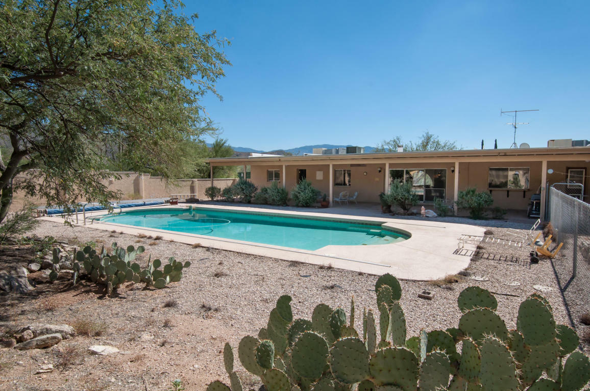 Property Photo:  4955 N Shulemkeh Place  AZ 85749 