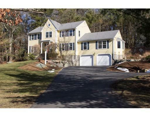 Property Photo:  14 Saw Mill Ln  MA 02052 