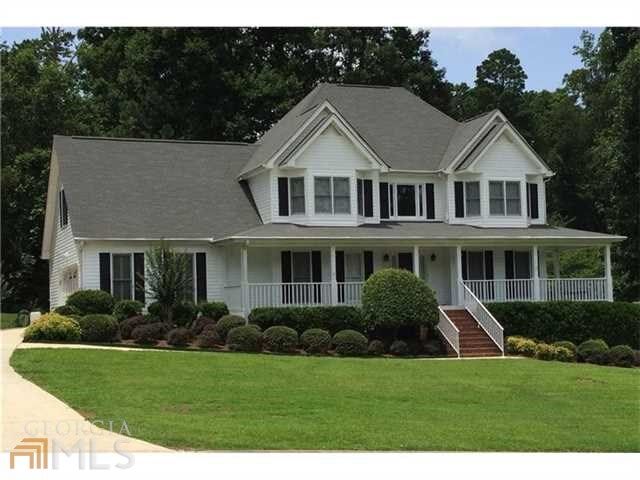 Property Photo:  408 Carriage Lane  GA 30127 