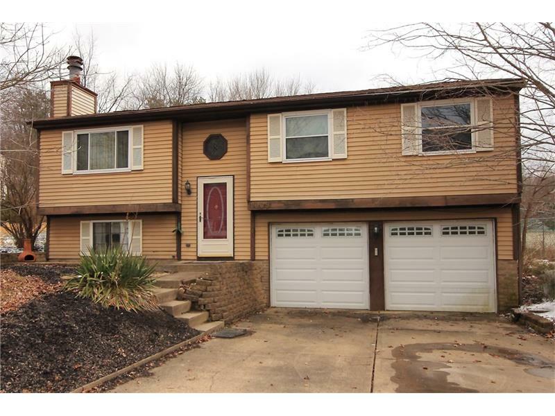 Property Photo:  1009 Barnsley  PA 15129 