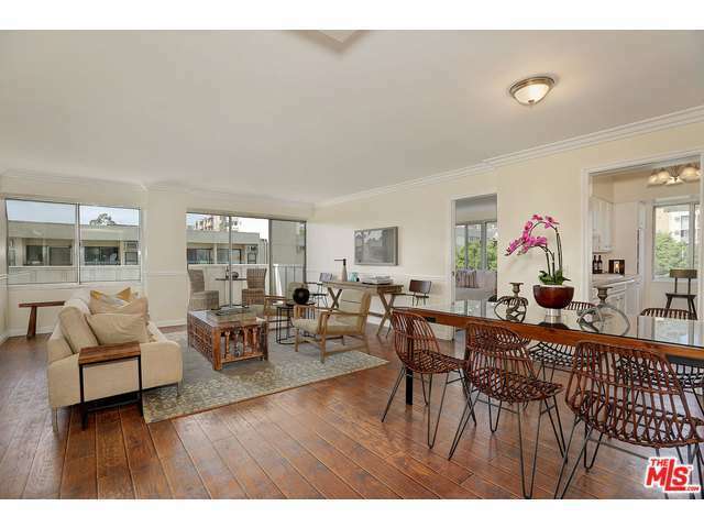 Property Photo: 7135 Hollywood 509 CA 90046