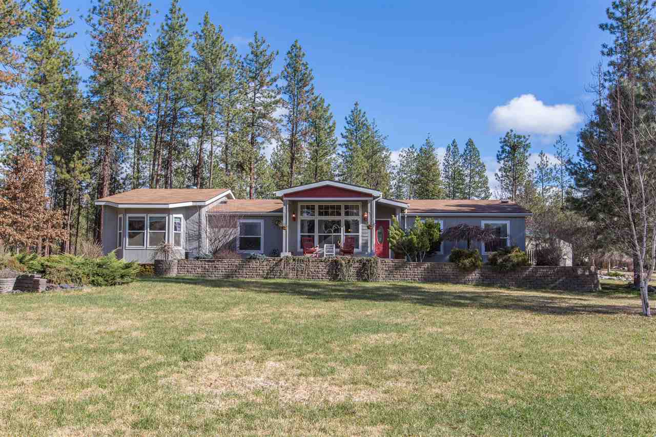 Property Photo:  6536 W Long Lake Dr  WA 99026 