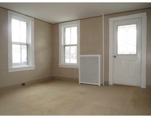 Property Photo: 28 Whiton CT 06096