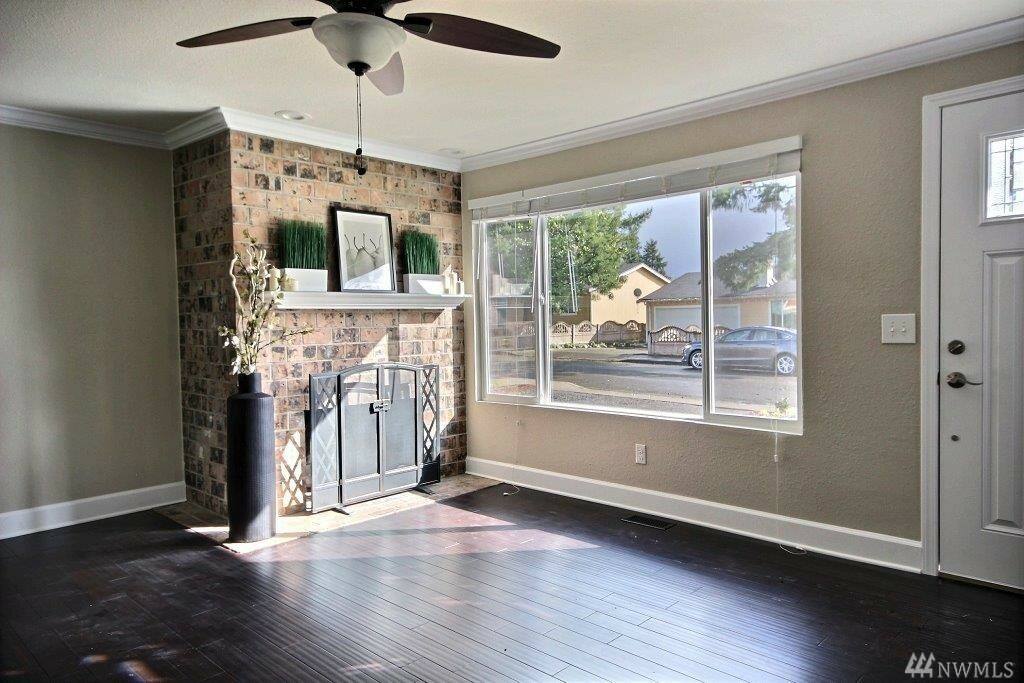 Property Photo: 11814 SE 254th St WA 98030
