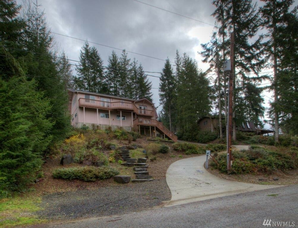 Property Photo:  160 E Lakeview Dr  WA 98546 