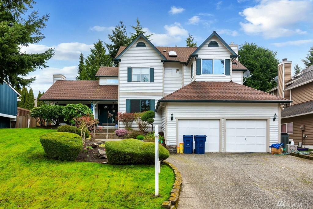 Property Photo: 32222 8th Ave SW WA 98023