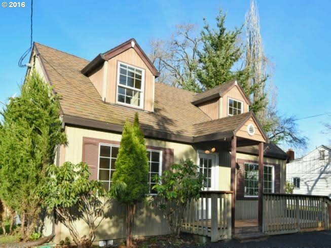 Property Photo: 3305 NW Glencoe Rd OR 97124