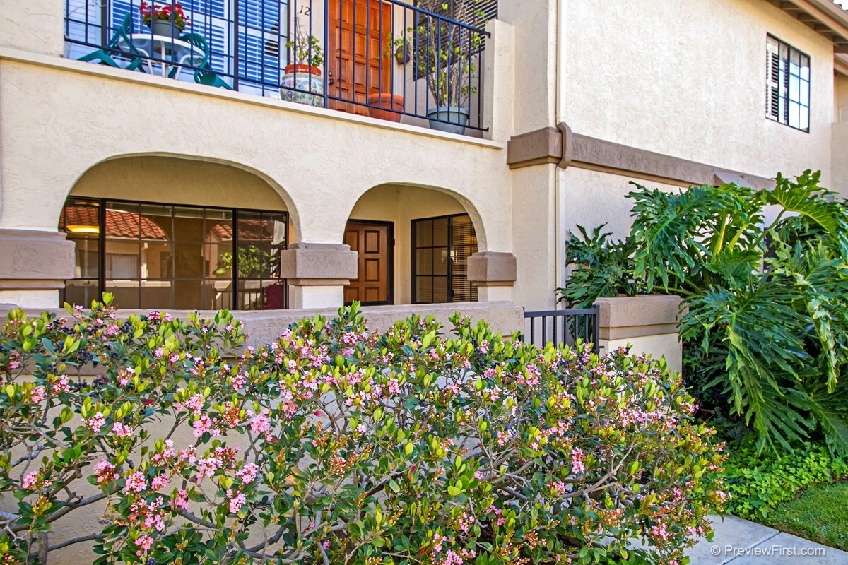 Property Photo:  7648 Palmilla Drive 11  CA 92122 