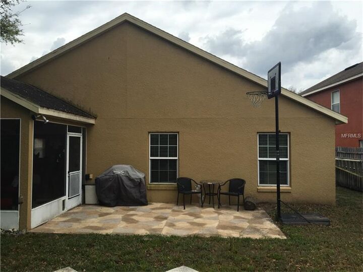 Property Photo:  503 Freeman Street  FL 32750 