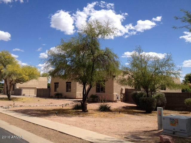 Property Photo:  849 E Kael Street  AZ 85203 