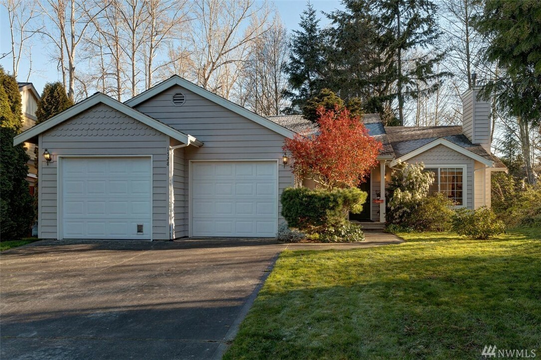 Property Photo:  1528 Toledo Ct  WA 98229 