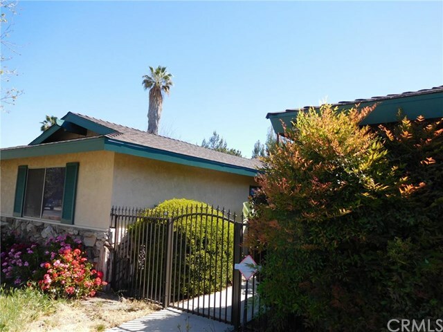 Property Photo:  26044 Yale Street  CA 92544 