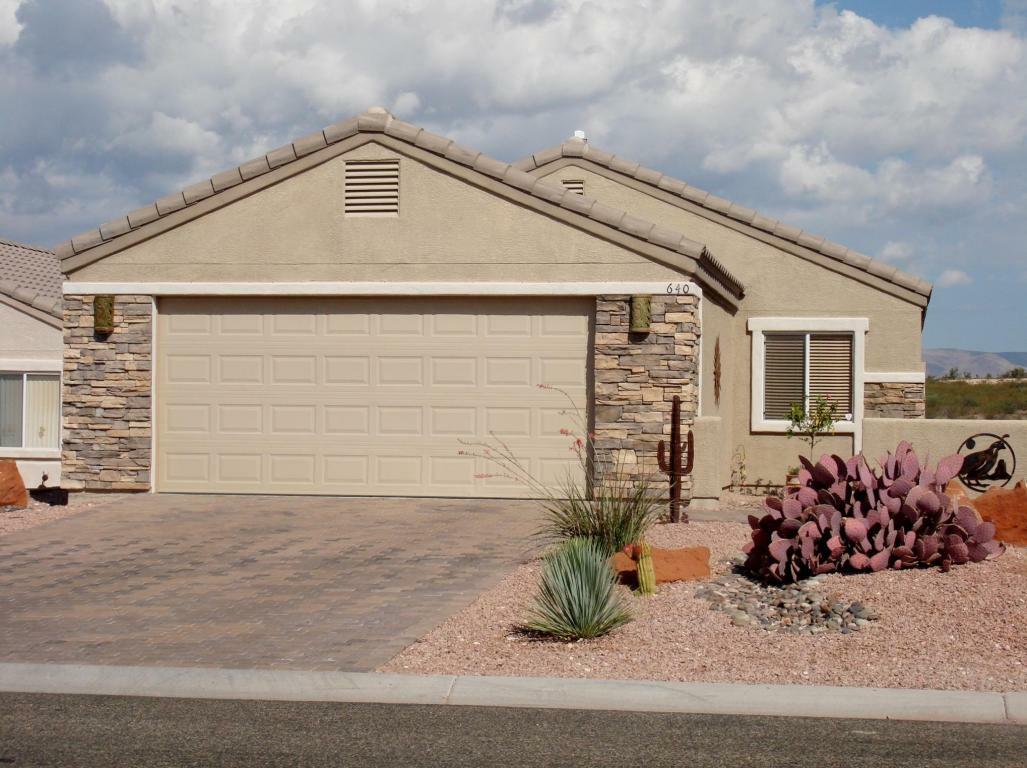 Property Photo: 640 S La Mirada Drive AZ 86325