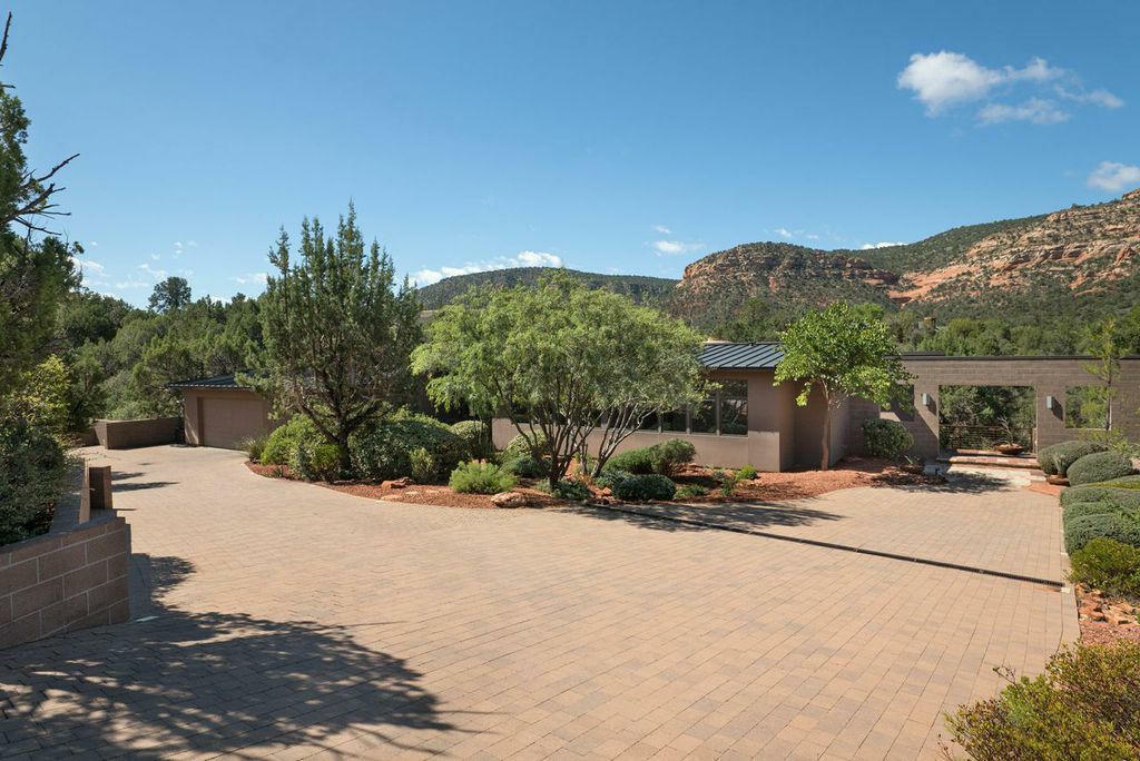 Property Photo: 60 Simmons Lane AZ 86351