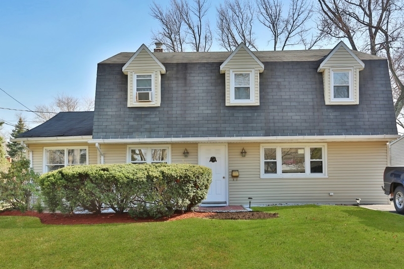 Property Photo:  162 Stuart St  NJ 07652 