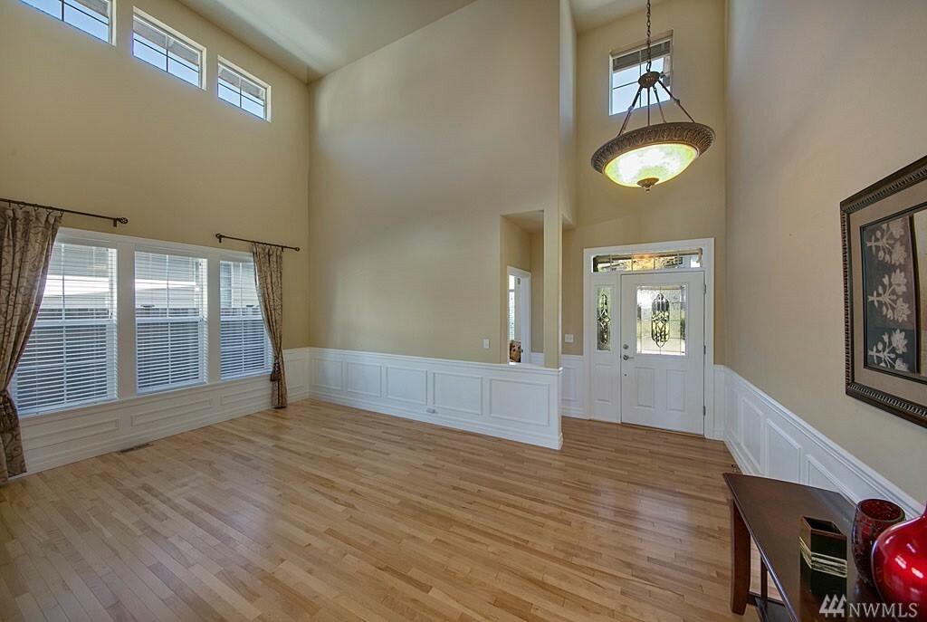 Property Photo: 14620 12th Ave SE WA 98012