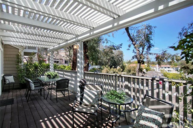 Property Photo:  418 San Nicholas Court  CA 92651 